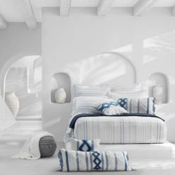 Hot Sale 🌟 Five Queens Court Sandpiper Coverlet 🔔