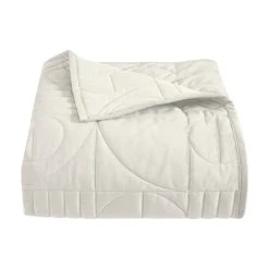 New 😀 Five Queens Court Bradley Modern Quilt White 🧨 -Five Queens Court Shop unnamed file 1248