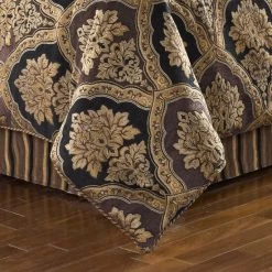 Flash Sale ✔️ Five Queens Court Reilly Woven Chenille Damask 4-piece Comforter Set ⌛ 6 Flash Sale ✔️ Five Queens Court Reilly Woven Chenille Damask 4-piece Comforter Set ⌛ -Five Queens Court Shop unnamed file 127