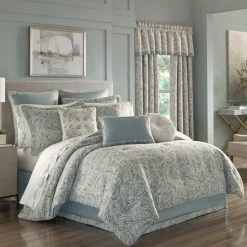 Flash Sale 🥰 Five Queens Court Garrison Comforter Set 🎁