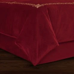 Best Pirce 🌟 Five Queens Court Nicholas 🎄 Christmas Bedskirt Crimson 🤩