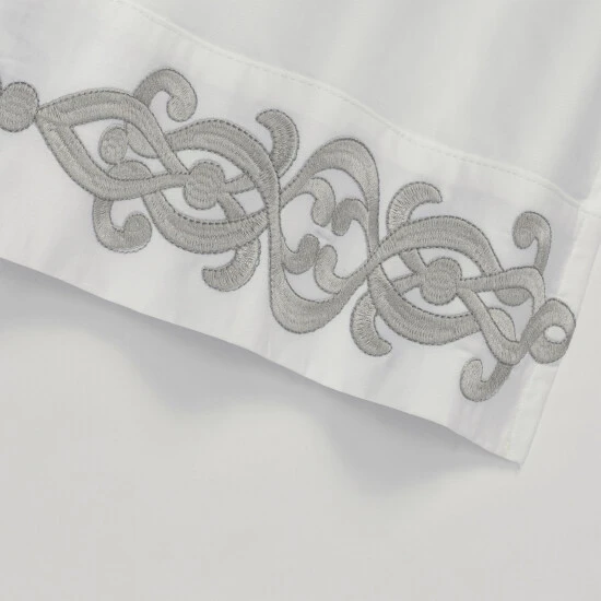 Deals β Five Queens Court Isabel Embroidered Sheet Set Ivory π€© 8 Deals β Five Queens Court Isabel Embroidered Sheet Set Ivory π€© - Image 8