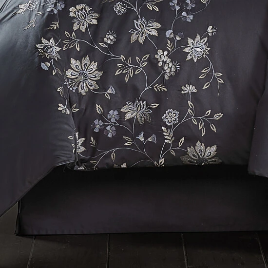 Best reviews of β Five Queens Court Danielle Comforter Set π₯ 3 Best reviews of β Five Queens Court Danielle Comforter Set π₯ - Image 3