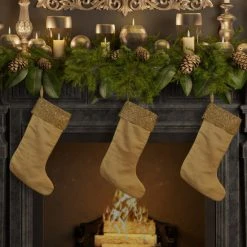 Budget ⌛ Five Queens Court Shimmer 🎁 Christmas Stocking Crimson 🔥 -Five Queens Court Shop unnamed file 656